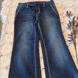 “Seven7” Jeans size 4 in EUC